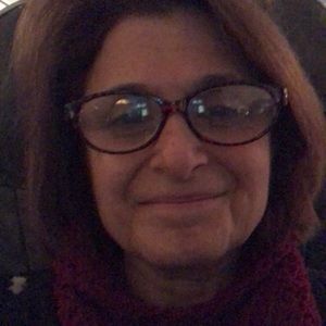 Meet your Posher, Deborah